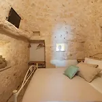 Trulli Olea With Pool Villa *