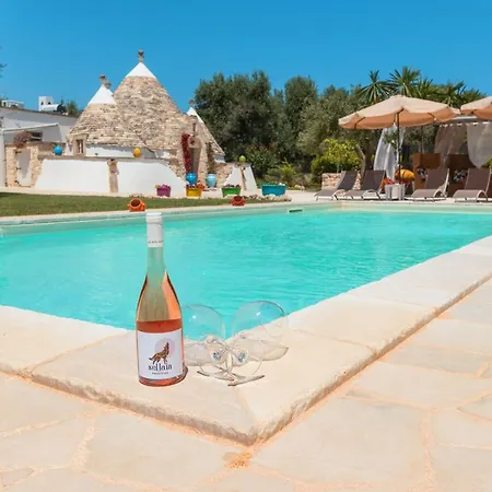 Trulli Olea With Pool *