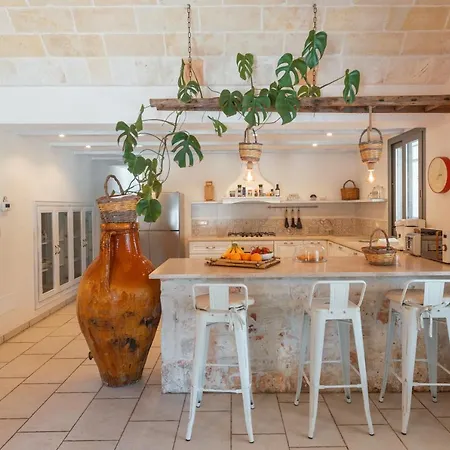 Trulli Olea With Pool *