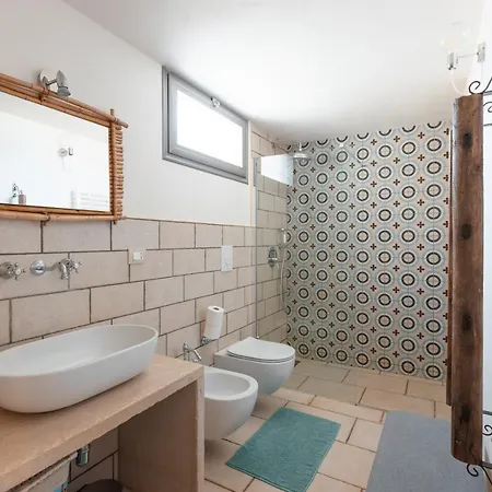 빌라 Trulli Olea With Pool 산비토데이노르만니