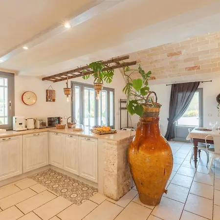 Trulli Olea With Pool