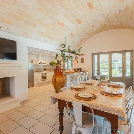 Trulli Olea With Pool Villa