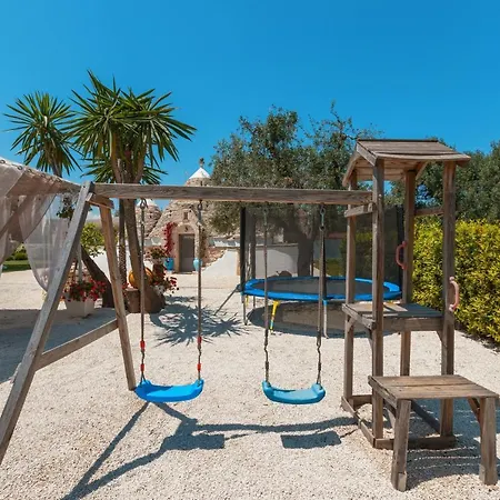 Trulli Olea With Pool *